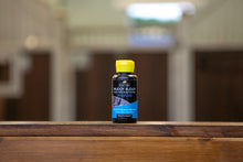Load image into Gallery viewer, 3885 - Lincoln Muddy Buddy Magic Mud Kure Powder - Lifestyle - 01.jpg